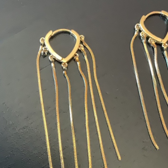 Amber Sceats Long Fringe Earrings in Gold, Size: OS - Picture 5 of 6